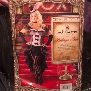 Incharacter costumes: Showgirl XXL